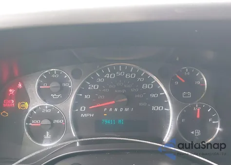 2019 Chevrolet Express G2500 Work Van z USA, uszkodzony, nr VIN 1GCWGAFG0K1371107